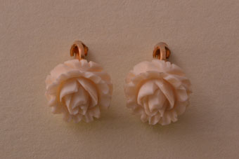 Vintage Clip On Earrings