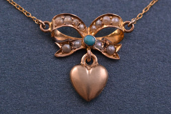 Gold Victorian Necklace