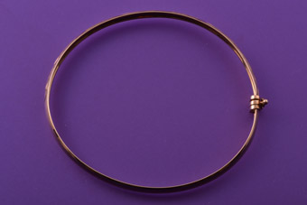 9ct Gold Vintage Bangle