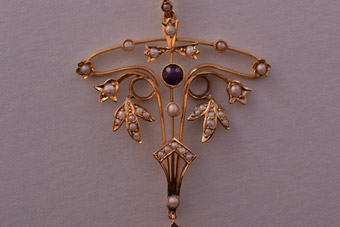 Gold Edwardian Pendant