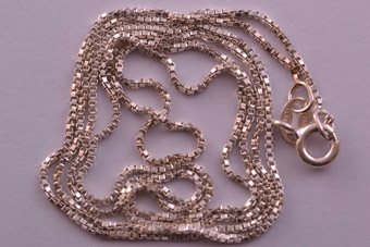 Silver Modern Box Chain